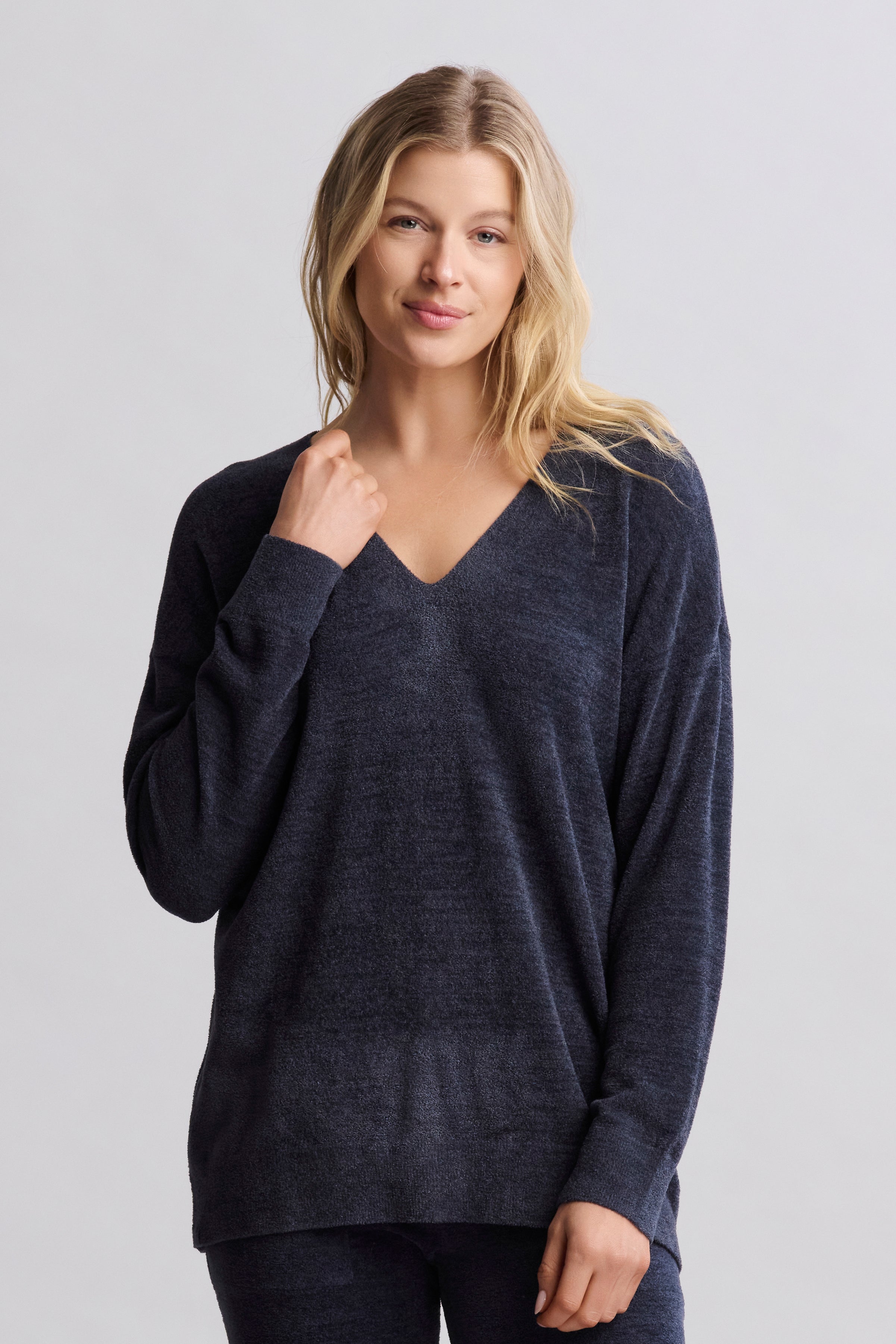 CozyChic Ultra Lite® V Neck Hi-Low Pullover | Barefoot Dreams®