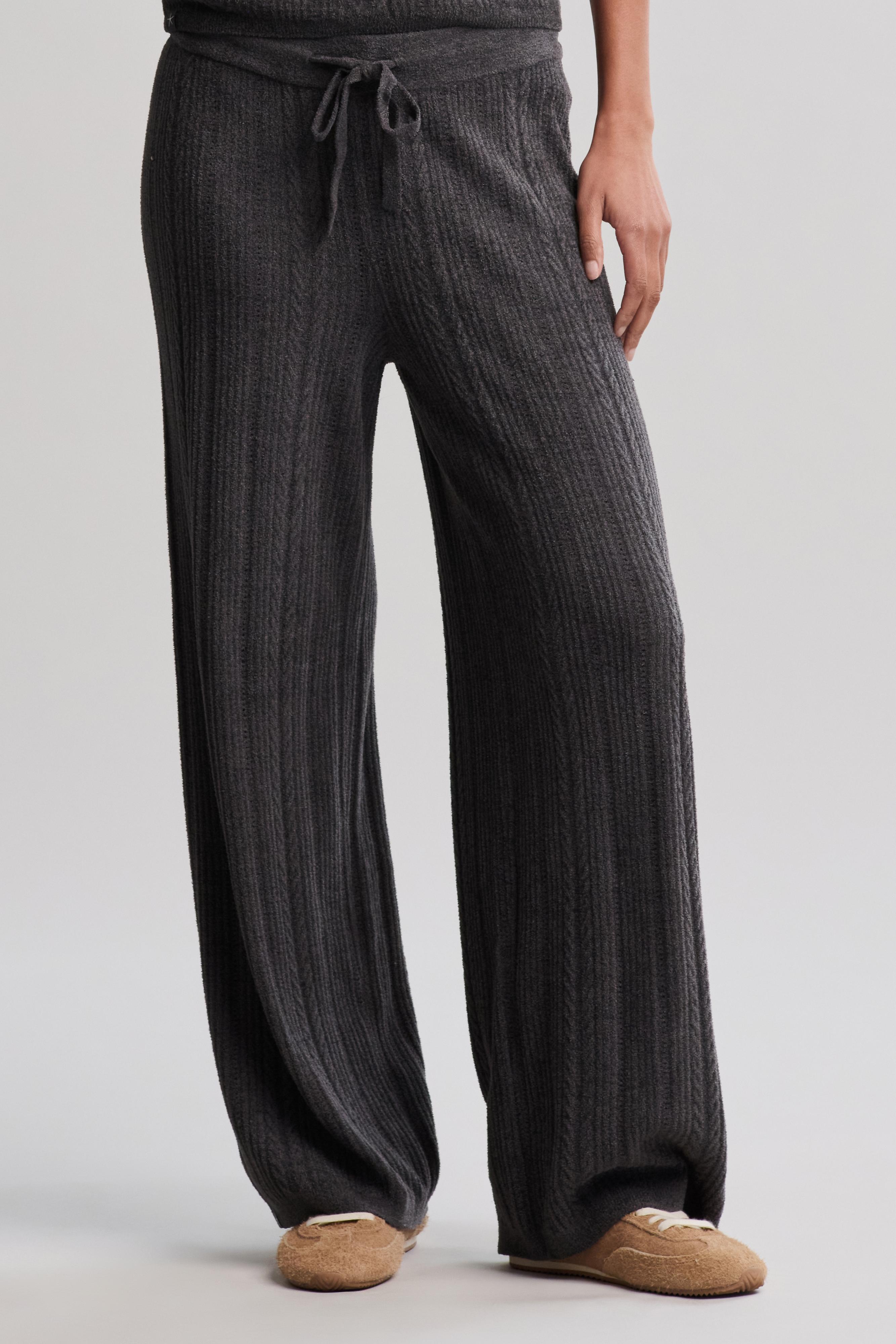 CozyChic Ultra Lite® Cable Knit Ankle Pant | Barefoot Dreams®