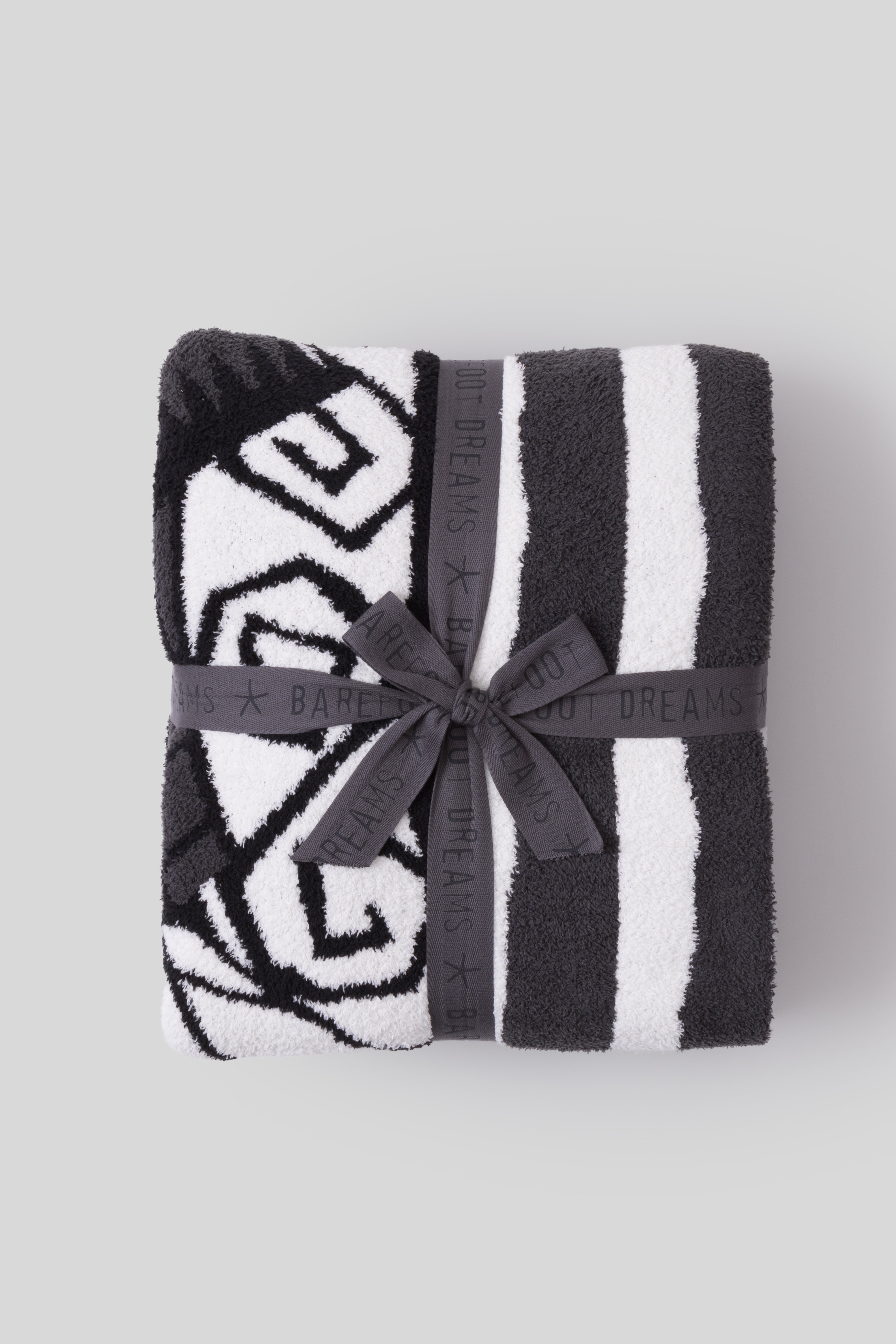 CozyChic Disney Jack and Sally Throw - Thumbnail 4