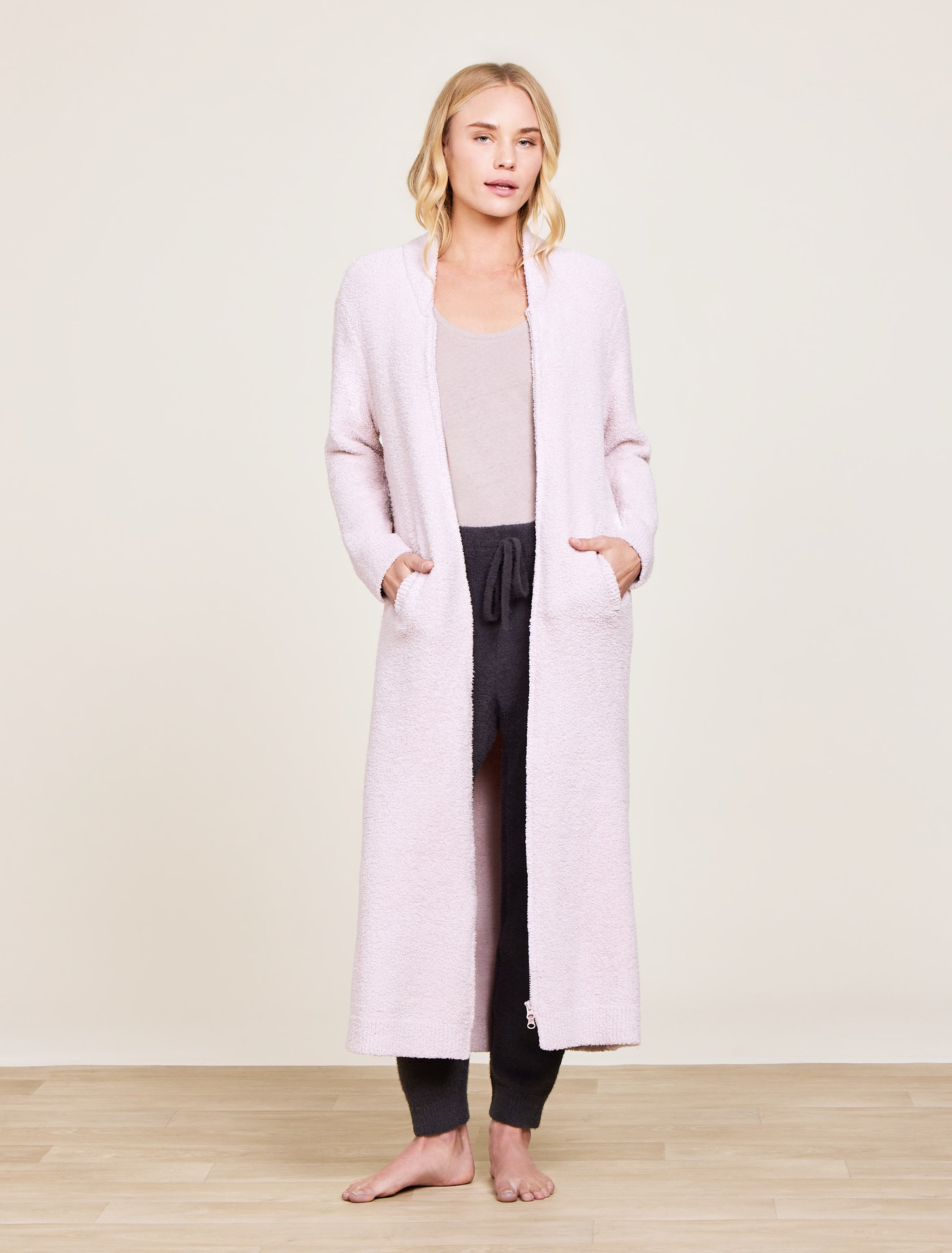 (取寄) ベアフットドリームス レディース コージシック フル ジップ V-ネック ラウンジャー Barefoot Dreams women CozyChic Full Zip V-Neck Lounger Cream CozyChic® Full Zip V-neck Lounger | Barefoot Dreams®