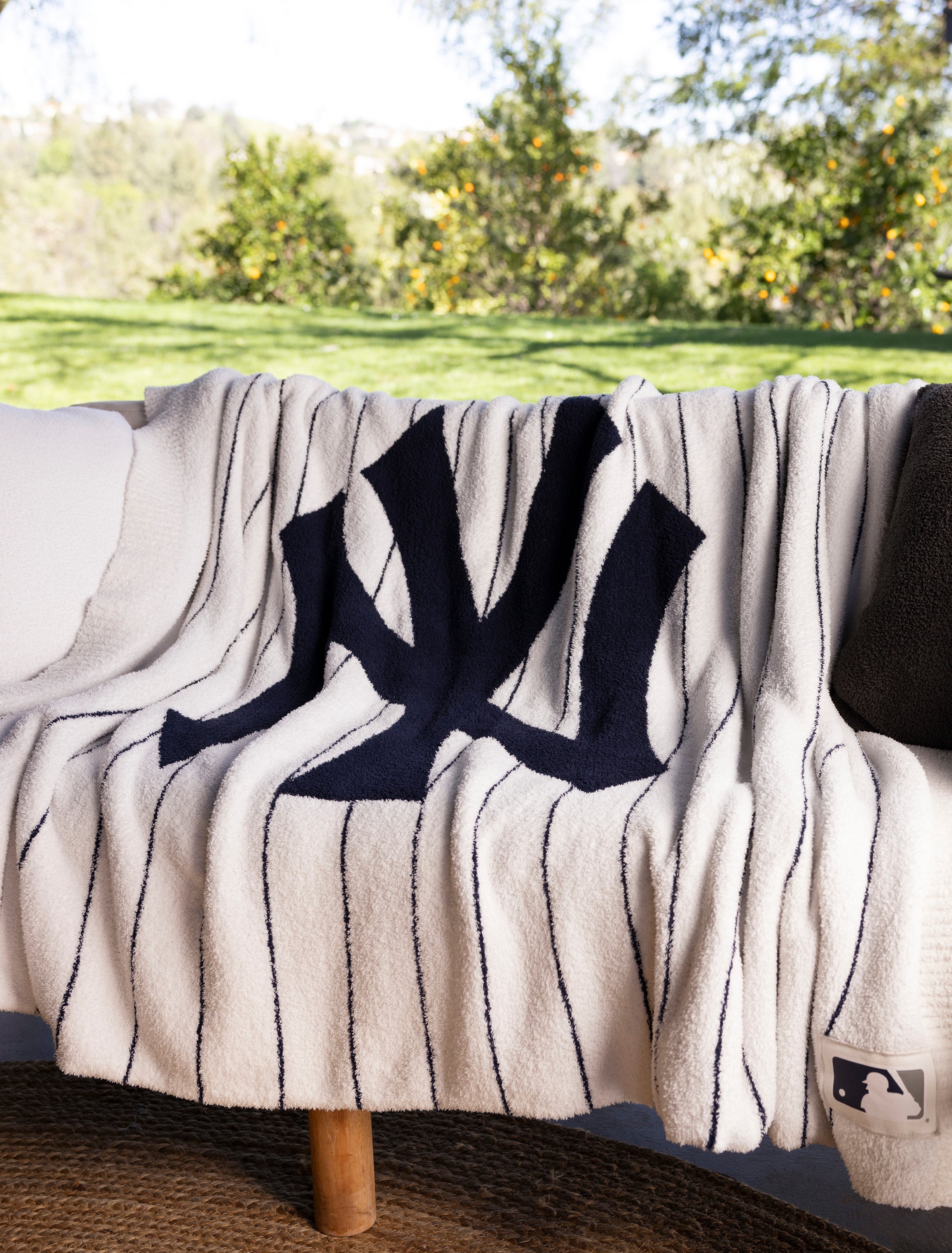 Barefoot Dreams CozyChic Throw