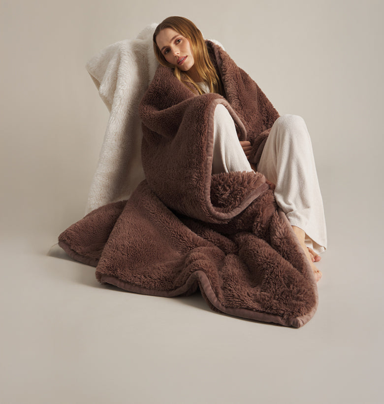 BAREFOOT DREAMS 毛布 Barefoot Dreams® Official Site - Loungewear, Apparel, Blankets